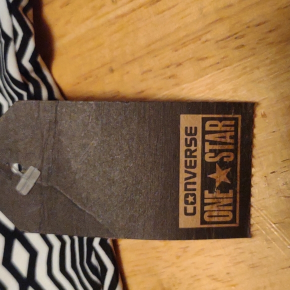 NWT Converse All-Star swimsuit top size XL - Picture 4 of 5